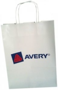 Sac publicitaire Kraft blanc poignées torsadées UV Brillant AVERY